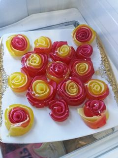 عکسی از دستور ژله رولی دلبرانه😉