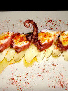 Una foto de Pulpo a la Gallega