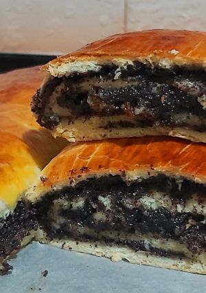 Mákos bejgli, sok-sok töltelékkel 🙂 recept fotója