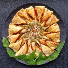 A picture of Sunflower pizza🌻.