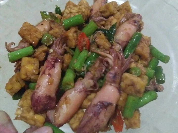 Langkah Mudah untuk Membuat Resep  Tumis cumi tempe buncis #BikinRamadanBerkesan #30DaysChallenge yang Bikin Ngiler, Lezat Sekali