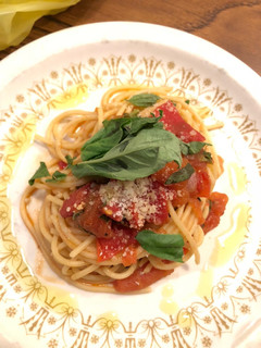 A picture of Tomato Basil Pasta.