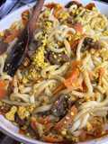 Udon con tofu e verdure