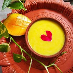 A picture of Mango Pulissery (Mango Curry).
