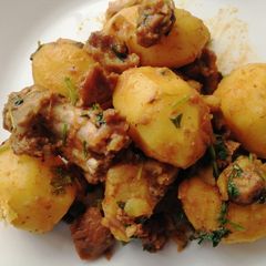 A picture of Potatoe stir fry.