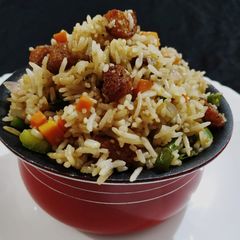 A picture of Chicken & Egg Fried Rice.