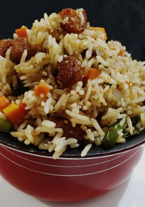 A picture of Chicken & Egg Fried Rice.