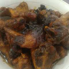 A picture of Ayam kecap bumbu sop.