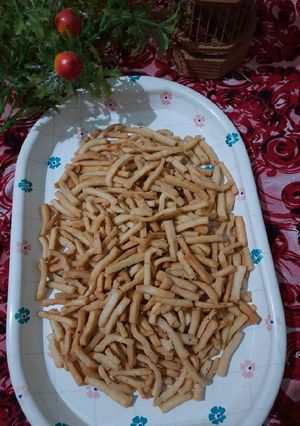 नमकपारे (Namkpare Recipe In Hindi) रेसिपी मुख्य फोटो