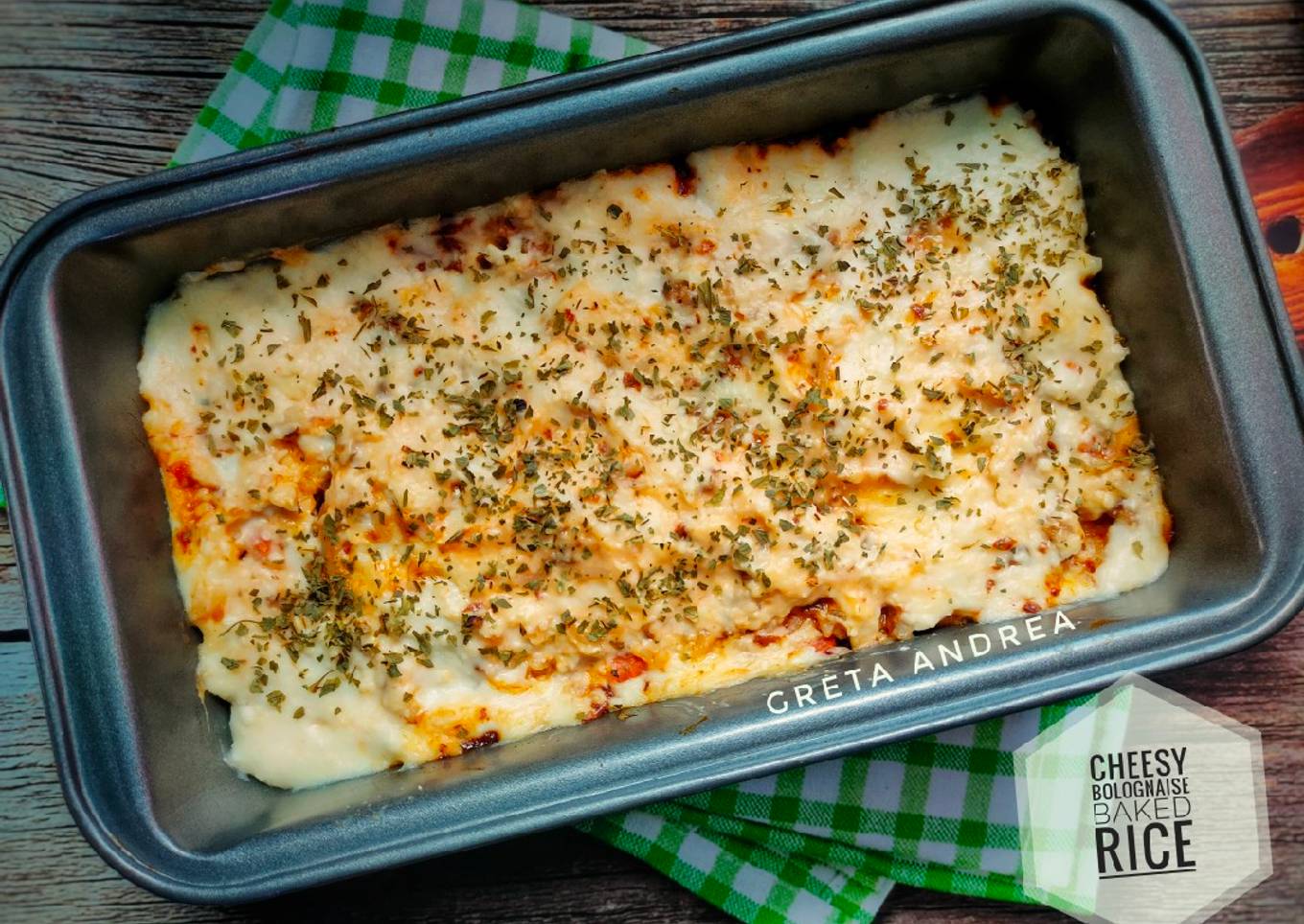 Cheesy Bolognaise Baked Rice - kid-friendly