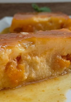 Una foto de Flan de mandarina y almendra