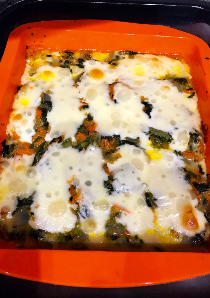 Una foto de Budín de acelga, zanahoria y muzzarella. Sin masa, apto celiacos. Delicioso!😋diet!