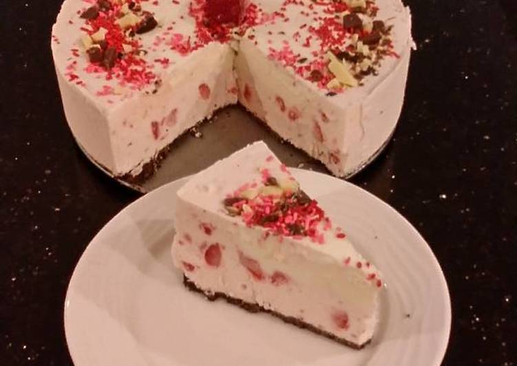 Recipe of Homemade Frozen Strawberry Cream Pie