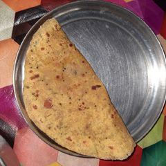 Dal paratha A picture of Dal paratha.