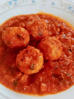 Una foto de Albóndigas en salsa de tomate