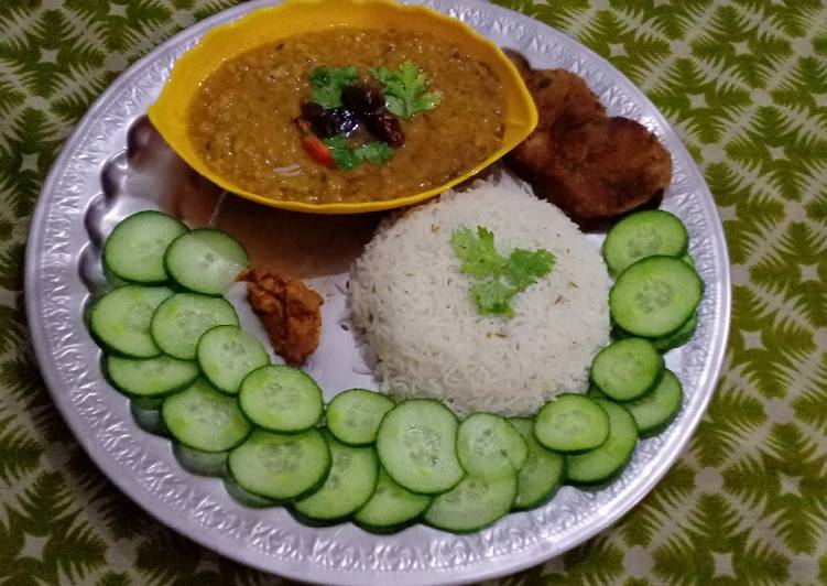 YUMMY DAAL CHAWAL WITH Tasty SHAAMI KABAB IN RESTAURANT STYLE π€