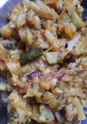 লাউ ঘণ্ট(Lau ghanto recipe in Bengali) রেসিপির প্রধান ছবি