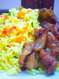 A picture of Fried Rice with Shredded Chicken.
