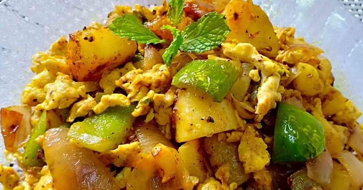 Egg bhurji potato capsicum mix Recipe by Satya Jha Cookpad