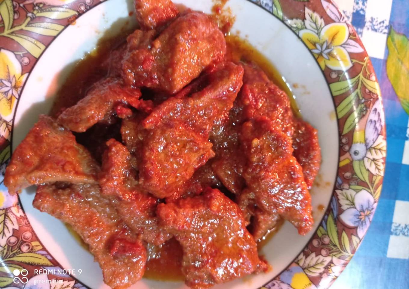 Daging sapi masak merah