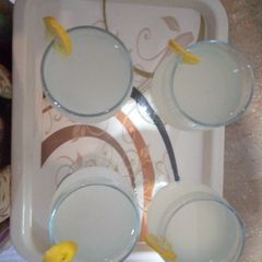 A picture of Lemon juice.