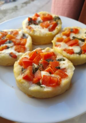 Una foto de Mini tartas Caprese
