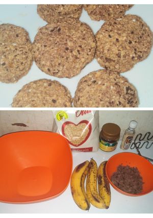 A picture of Banana Oat Cookies #4weekschallenge.