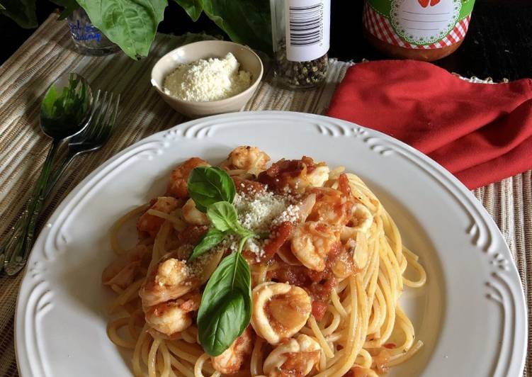 Spicy Seafood Marinara Spaghetti