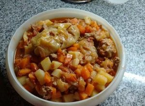 Una foto de Niño envuelto con hojas de repollo (golubtsy) COCINA ALEMANA DEL VOLGA