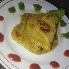 A picture of Besan ka chilla.