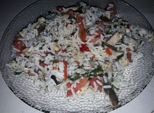Una foto de Arroz con hongos shiitake