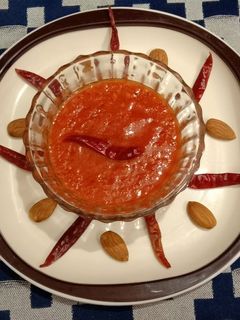 टमाटर की तीखी चटनी (tamatar ki tikhi chutney recipe in hindi) रेसिपी मुख्य फोटो