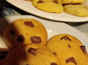 Una foto de Galletas con chips de chocolate (suaves)