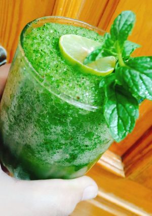 A picture of Mint margarita.