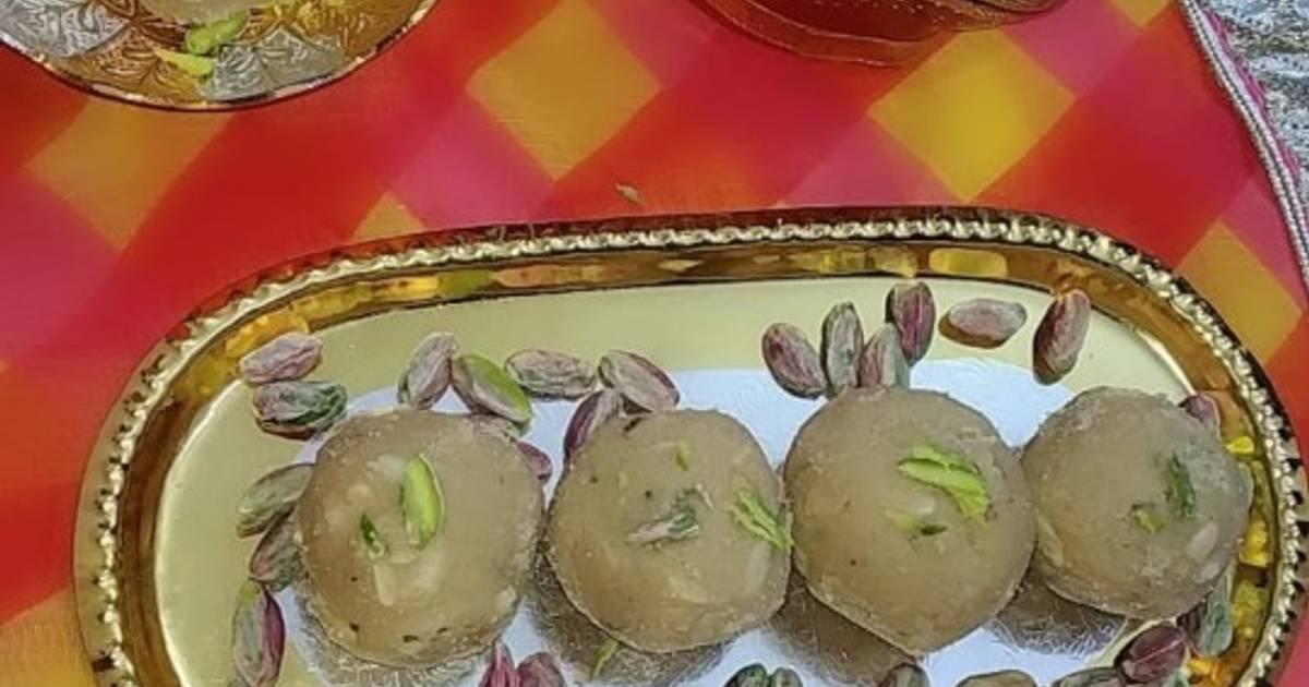 Aata pinni ladoo(ganesh chaturthi special) Recipe by Monika gupta Cookpad