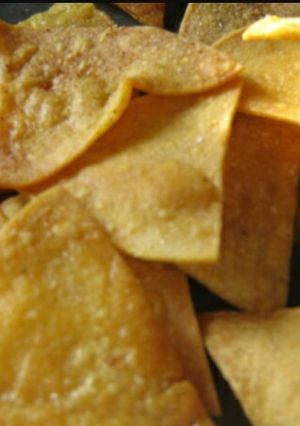 A picture of Homemade nachos.