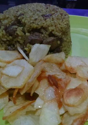 صورة لوصفة رز بالكبد والقوانص وبطاطس شيبسي