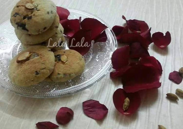 Step-by-Step Guide to Prepare Super Quick Homemade Nankhatai with rose petals