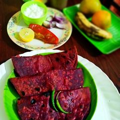 A picture of Beetroot paratha.