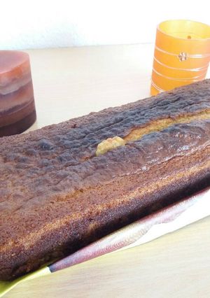 Foto principal de Plum cake esponjoso de plátano 🍌
