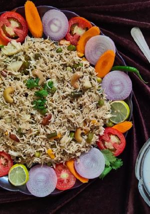 A picture of Vegetable Pulao.