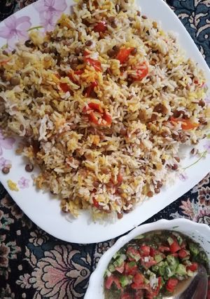 عکسی از دستور عدس پلو بدون گوشت و کشمش