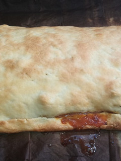 Una foto de Empanada mixta de carne y atún