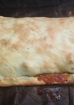 Una foto de Empanada mixta de carne y atún