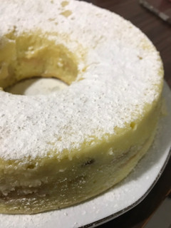Una foto de Torta húmeda de manzana 🍎❤️