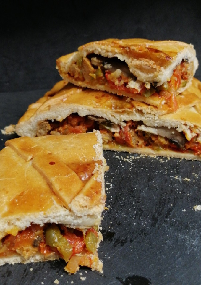 Una foto de Empanada vegetariana de soja texturizada