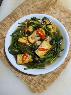 Foto resep Tumis kangkung tauco ala fe