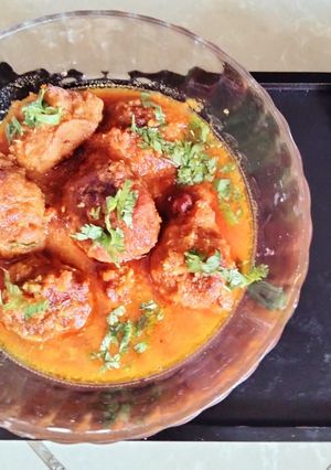 A picture of Kofta curry with leftover pumpkin sabzi.