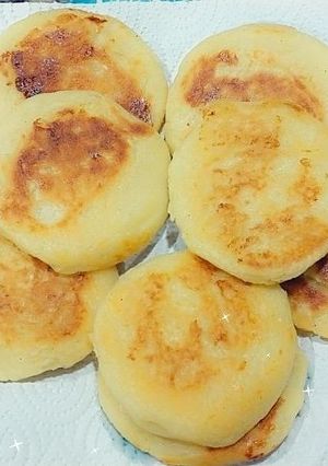 Una foto de Arepas con queso Colombia
