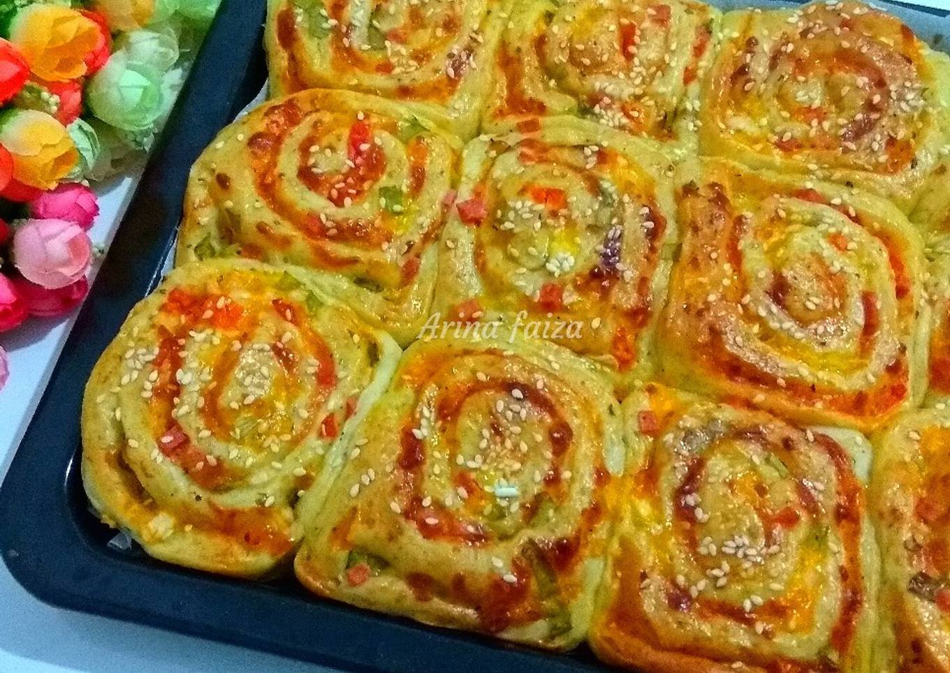 Pizza gulung empuk